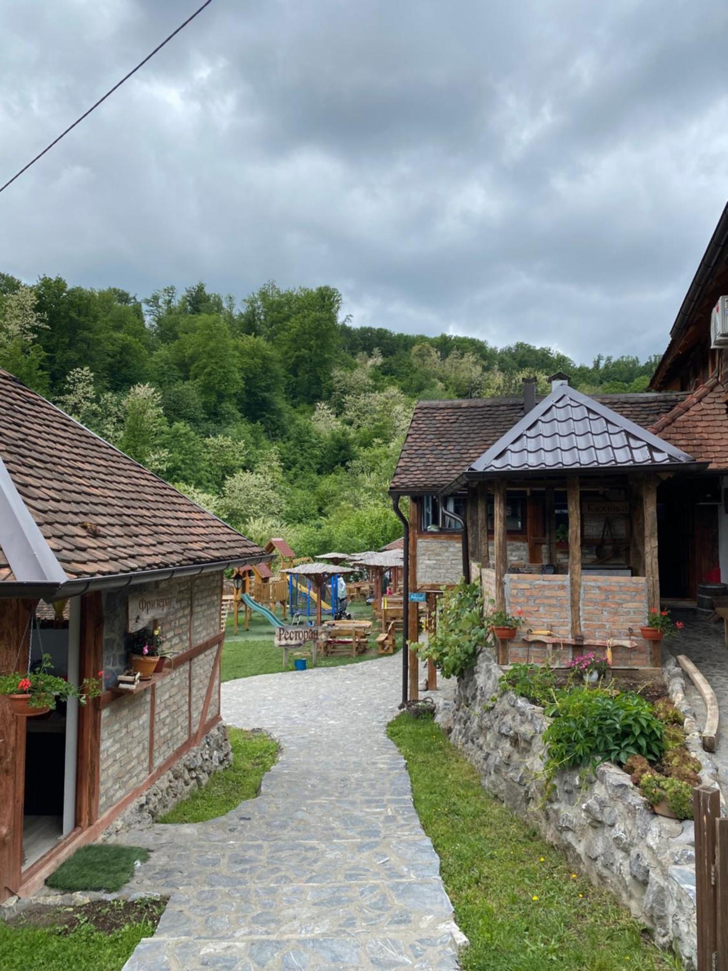 Konak Dobri Potok Krupanj 外观 照片