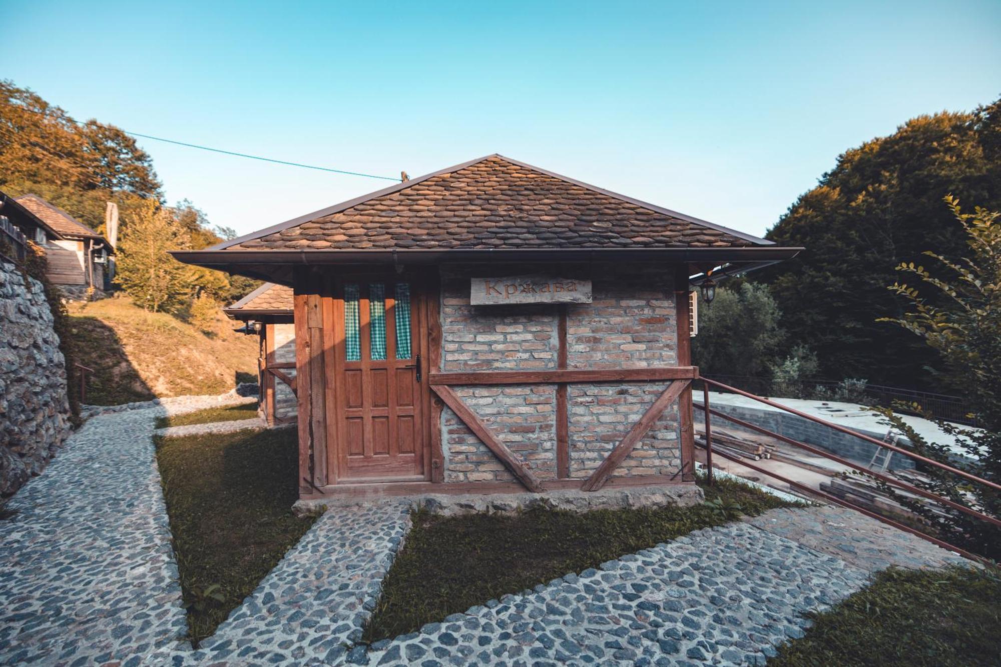 Konak Dobri Potok Krupanj 外观 照片