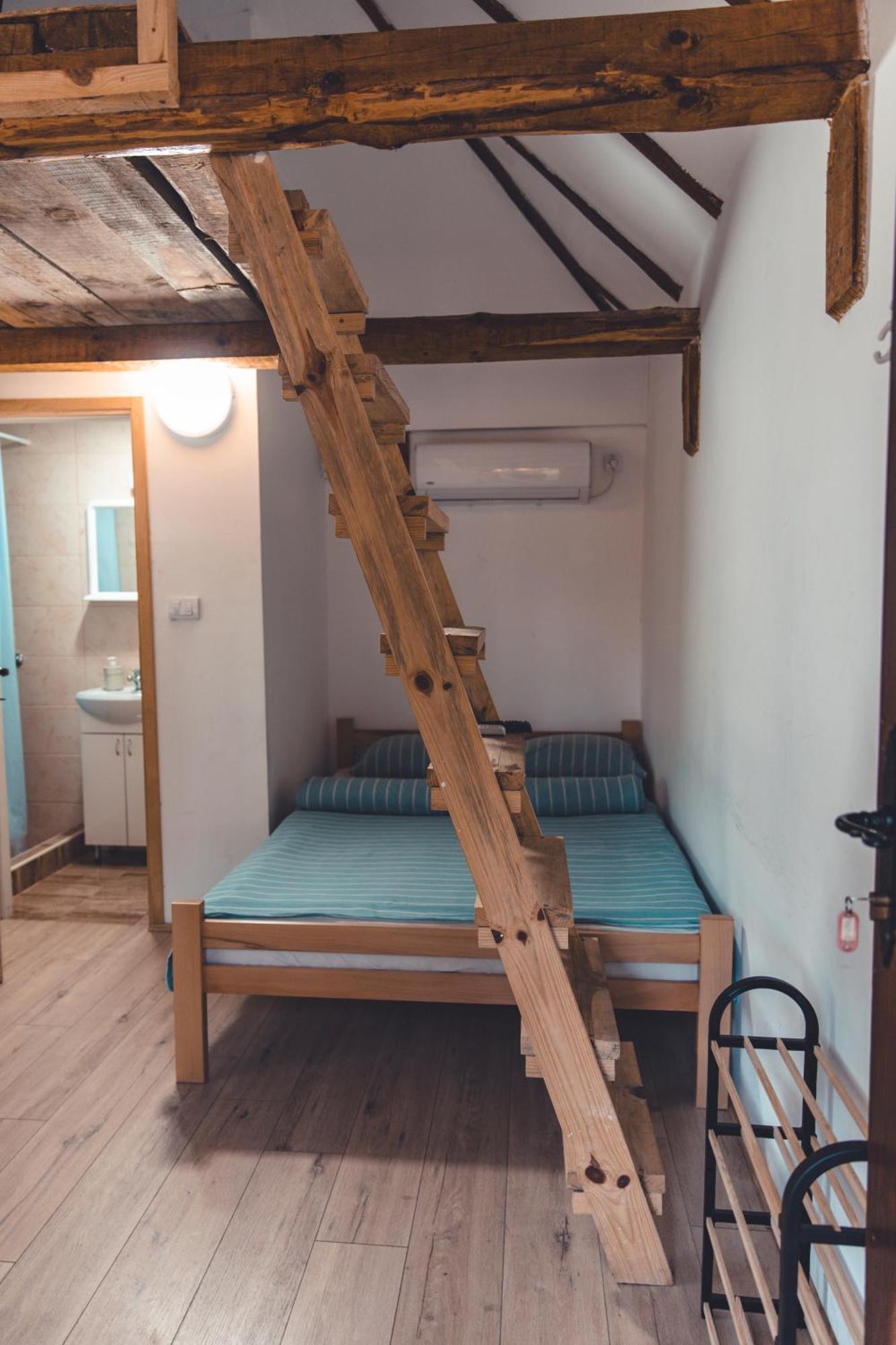 Konak Dobri Potok Krupanj 外观 照片